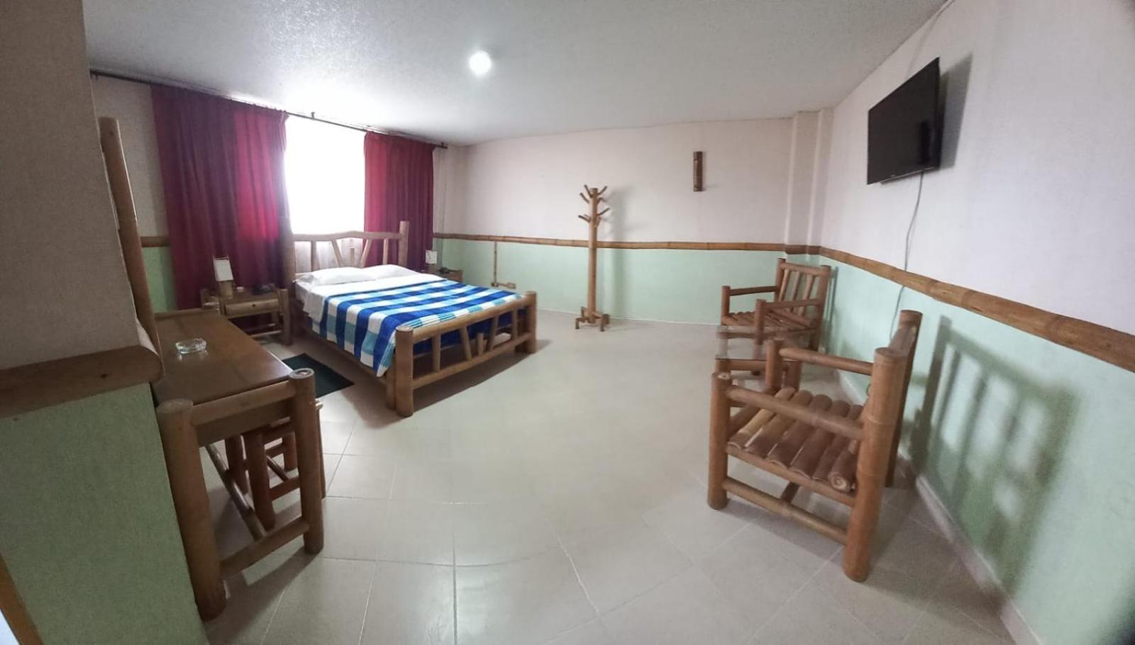 מניזאלס Hotel Casa Yaripa מראה חיצוני תמונה