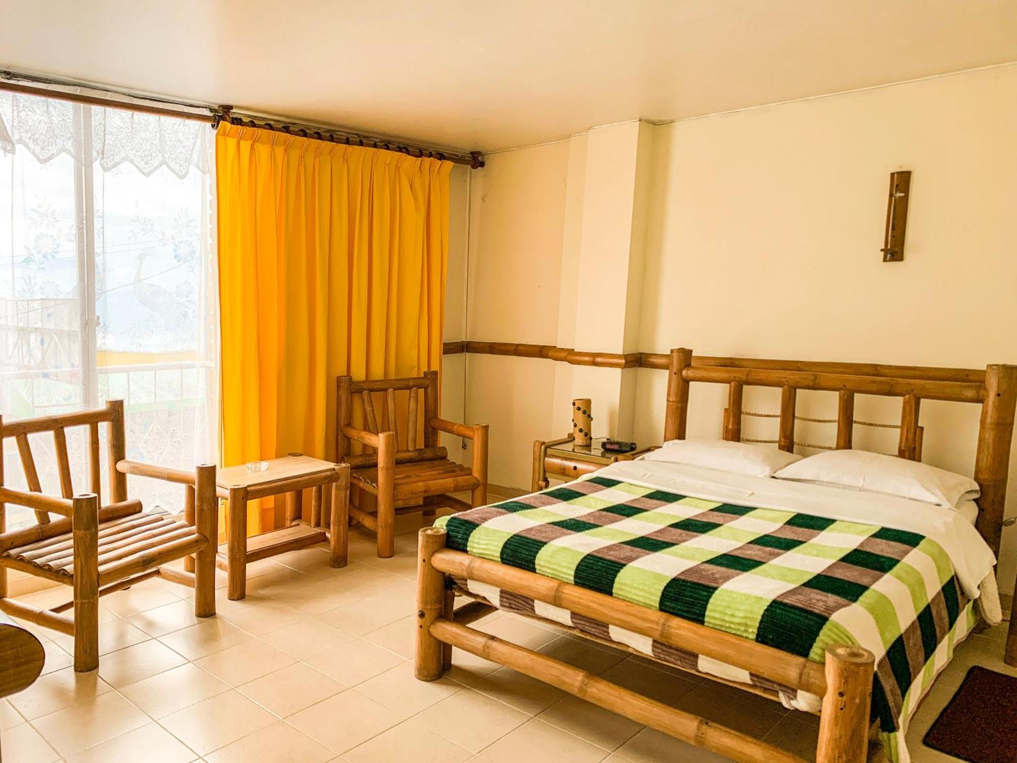 מניזאלס Hotel Casa Yaripa מראה חיצוני תמונה