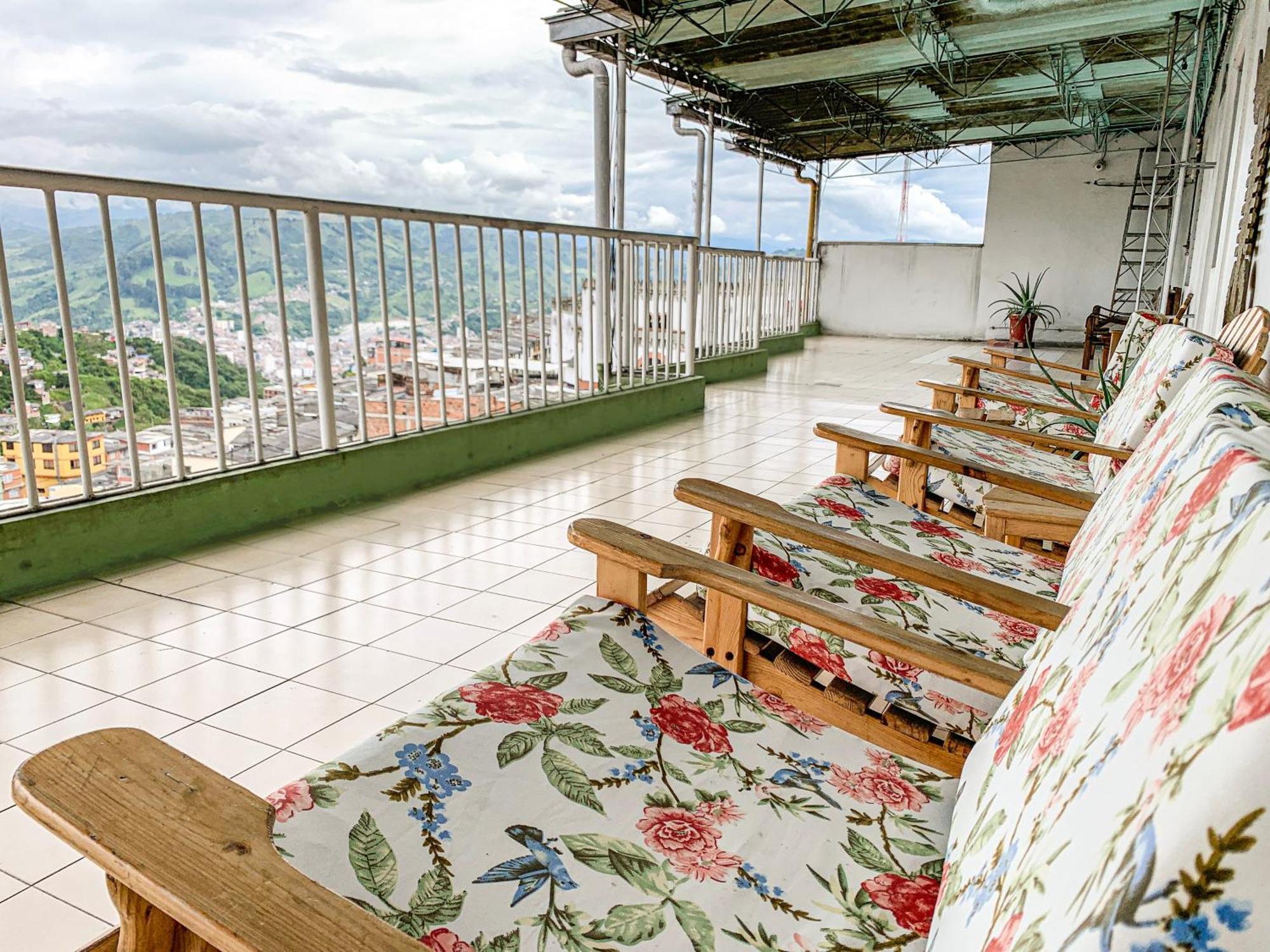 מניזאלס Hotel Casa Yaripa מראה חיצוני תמונה